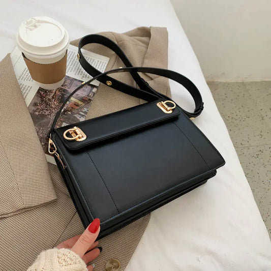 Symmetry Luxe™ Onyx Executive Flap Bag